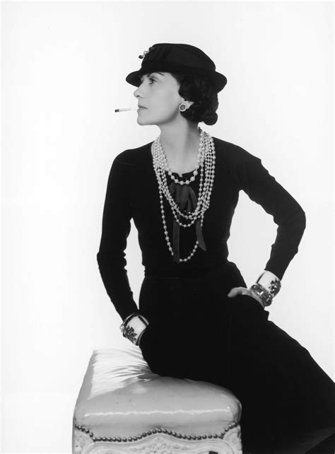 diseños de moda de coco chanel|coco chanel imagenes.